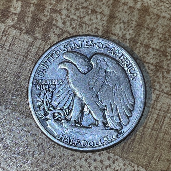 1941 walking Liberty half dollar - Picture 2 of 2